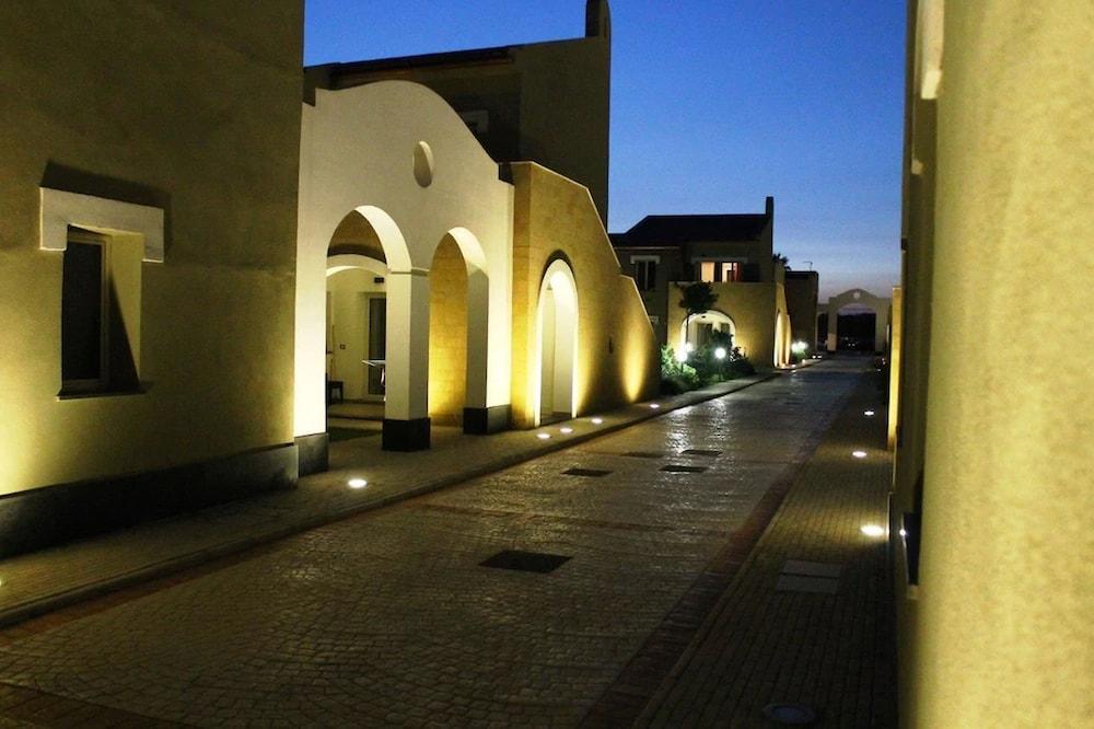 Aparthotel Le Residenze Archimede à Syracuse Extérieur photo